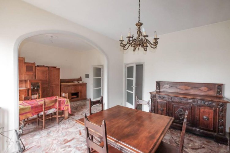 INTERO STABILE DI OLTRE 500 MQ Robbiate