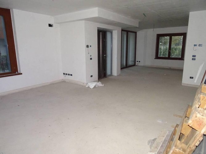 Scanzorosciate Villa singola con giardino di 400mq Scanzorosciate