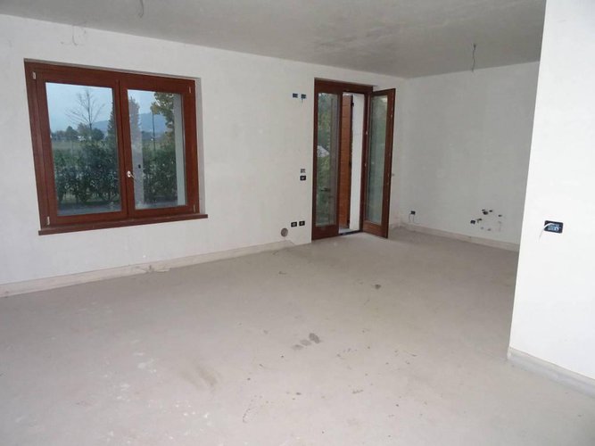 Scanzorosciate Villa singola con giardino di 400mq Scanzorosciate