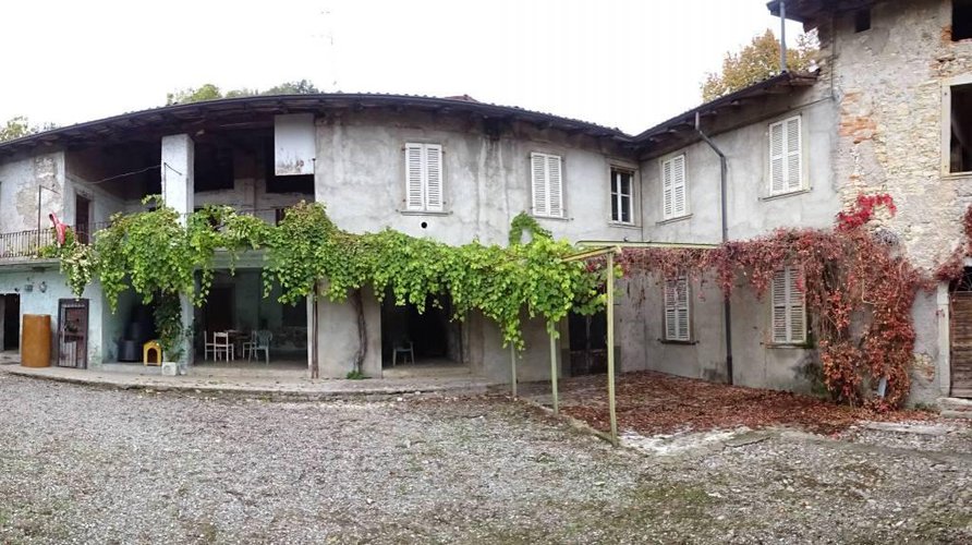Cascina da Riattare possibilità di creare appartamenti Bergamo