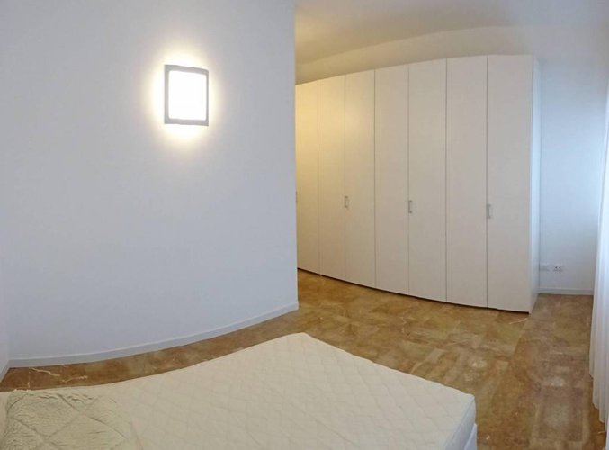 Trilocale piano alto 130mq zona centrale Bergamo