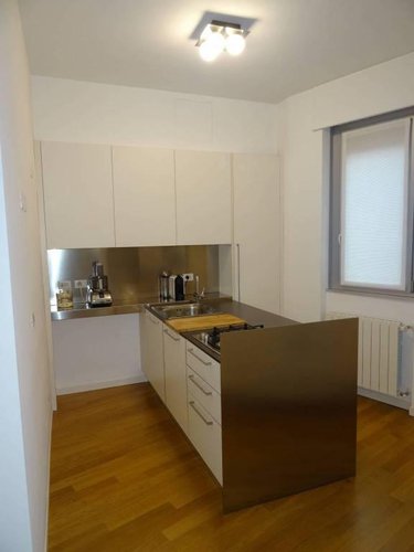 Trilocale piano alto 130mq zona centrale Bergamo