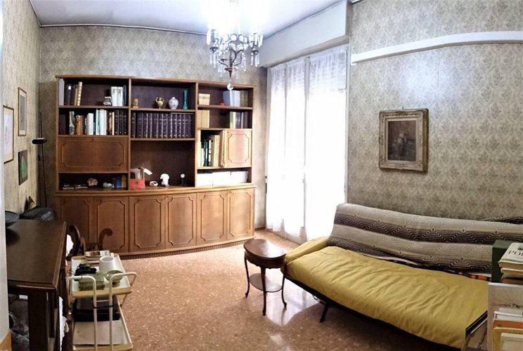 Quadrilocale 130 mq da ristrutturare via S. Caterina Bergamo