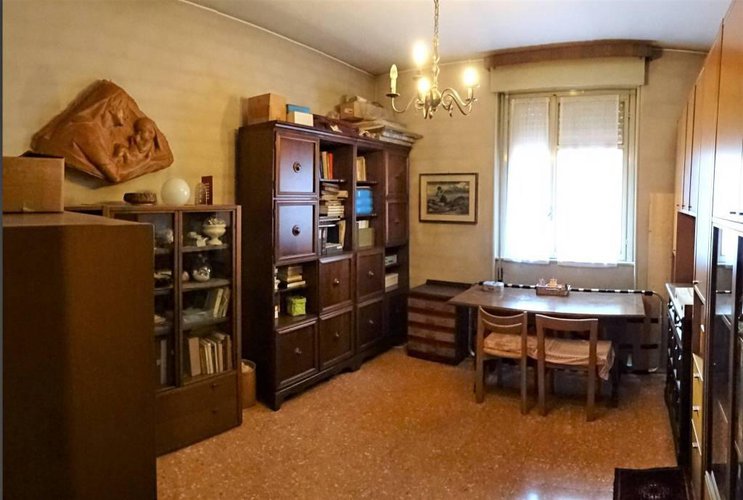 Quadrilocale 130 mq da ristrutturare via S. Caterina Bergamo