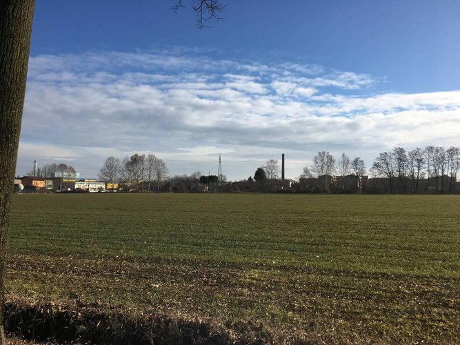 Verdello/Comun Nuo lotto di terreno edificabile di 10.000 Mq Verdello