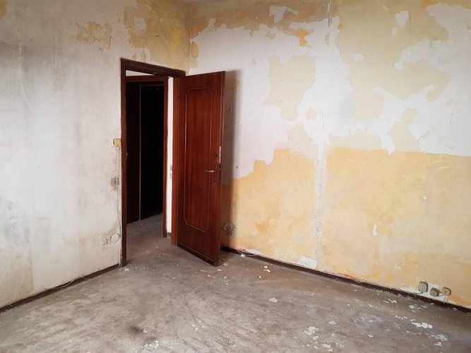 Casa indipendente + negozio Pontirolo Nuovo