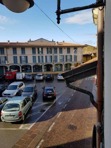 Casa indipendente + negozio Pontirolo Nuovo