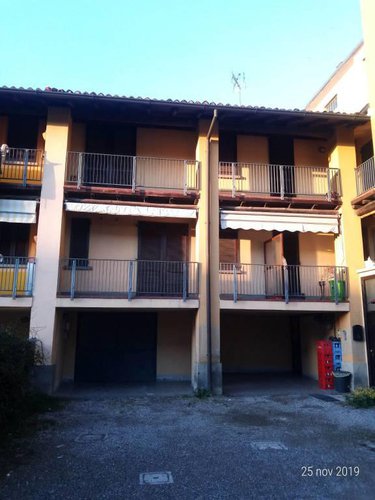 Affare !! Porzione di casa con ingresso indipendente! Casirate d'Adda