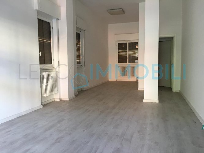 NEGOZIO VIA COMO Lecco