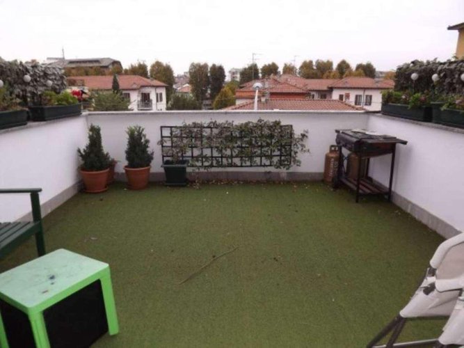 Attico su 2 livelli con terrazzo e ascensore privato a Treviglio in zona centrale. Treviglio