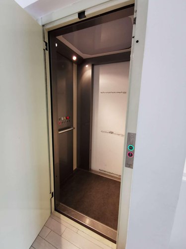 Attico su 2 livelli con terrazzo e ascensore privato a Treviglio in zona centrale. Treviglio