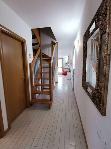 Attico su 2 livelli con terrazzo e ascensore privato a Treviglio in zona centrale. Treviglio