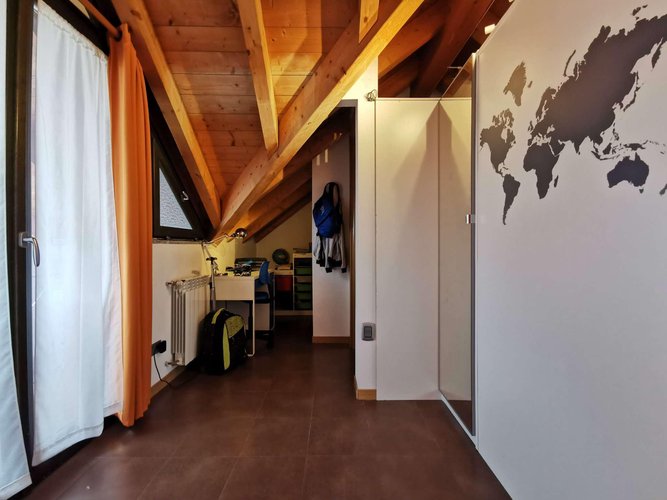 Attico su 2 livelli con terrazzo e ascensore privato a Treviglio in zona centrale. Treviglio