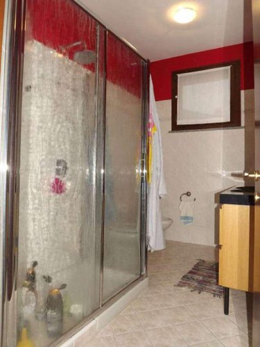 Ampio 4 locali su 2 livelli a Lurano. Lurano