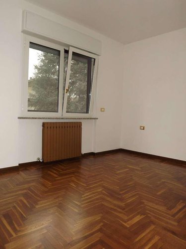 Ampio 4 locali con doppi servizi e box doppio a Treviglio. Treviglio