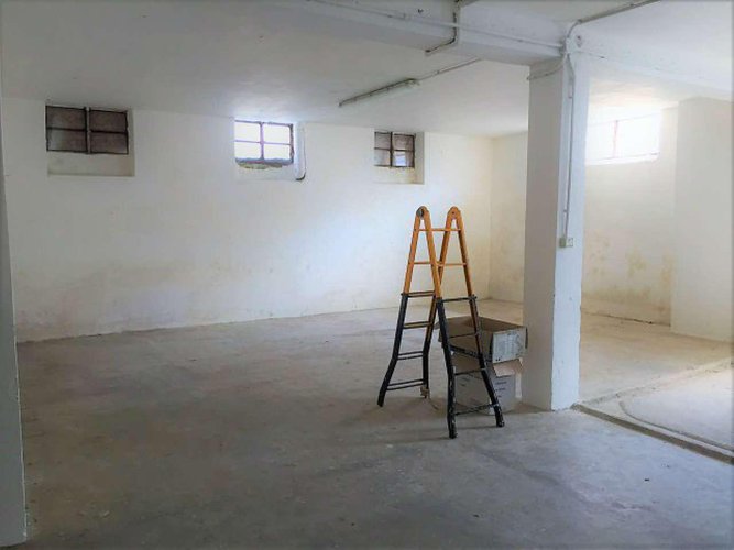 Magazzino di 160 mq a Treviglio. Treviglio