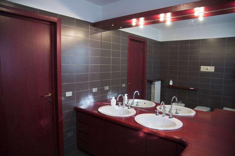 Signorile Villa singola con 2 appartamenti a Brignano Gera D'Adda. Brignano Gera d'Adda