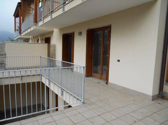 Trilocale Villa d'Almè