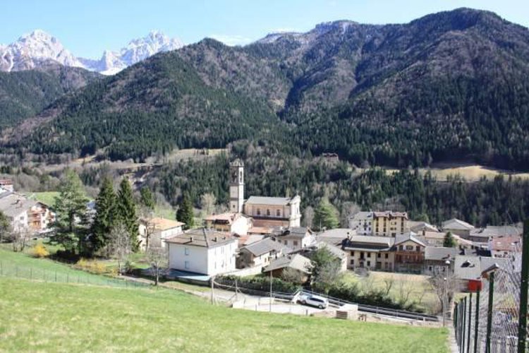 Terreno edificabile in vendita a Schilpario - Fraz. Barzesto Schilpario