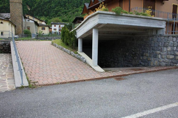 Varie soluzioni immobiliari in vendita a Vilminore di Scalve, frazione Teveno....... Vilminore di Scalve