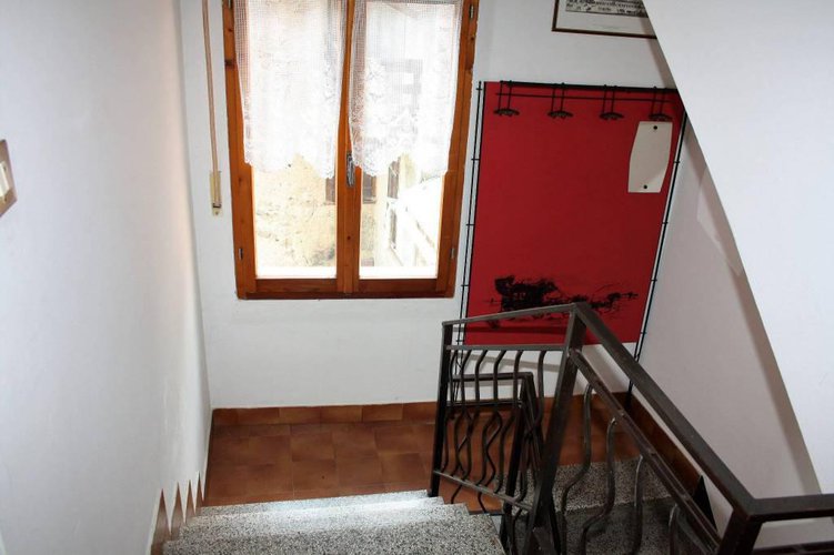 AFFARE COMUNE DI AZZONE (BG) TRE APPARTAMENTI €. 69.000,00 Azzone