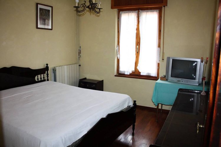 AFFARE COMUNE DI AZZONE (BG) TRE APPARTAMENTI €. 69.000,00 Azzone