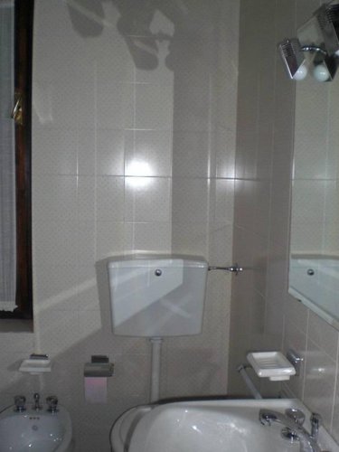 APPARTAMENTO IN POSIZIONE PANORAMICA E SOLEGGIATA Costa Serina