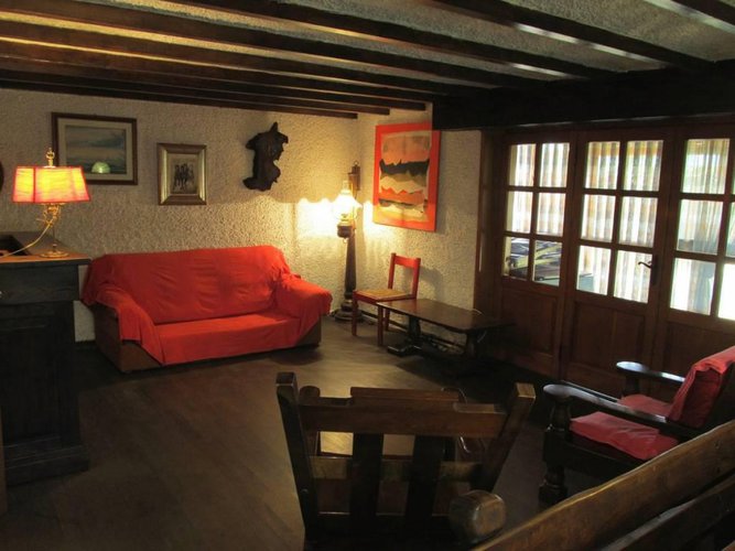 €240.000 VILLA SINGOLA CON 2 APPARTAMENTI ED AMPIO GIARDIN Trezzo sull'Adda