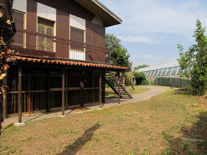 €240.000 VILLA SINGOLA CON 2 APPARTAMENTI ED AMPIO GIARDIN Trezzo sull'Adda