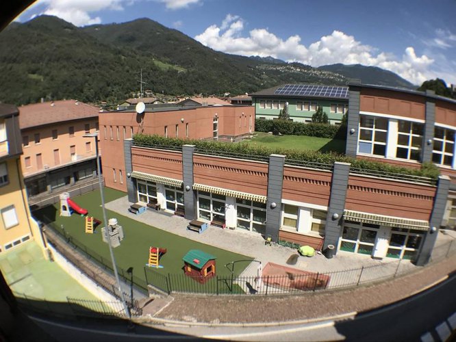 INTERA PALAZZINA INDIPENDENTE TOTALMENTE RIMODERNATA. Cene