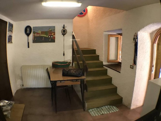 CASCINA INDIPENDENTE COMPLETAMENTE RISTRUTTURATA. Oneta