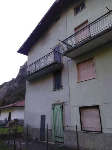 ALTA VALLE BREMBANA - LENNA - OTTIMA OPPORTUNITA' Lenna