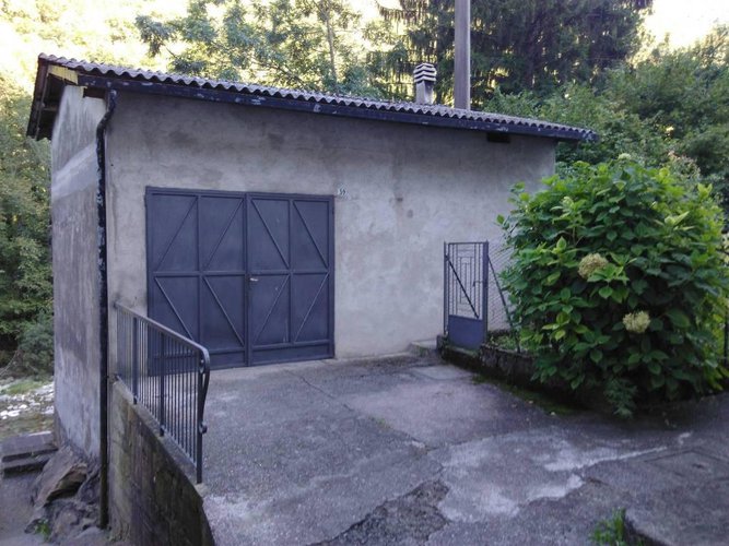 ALTA VALLE BREMBANA - LENNA - OTTIMA OPPORTUNITA' Lenna