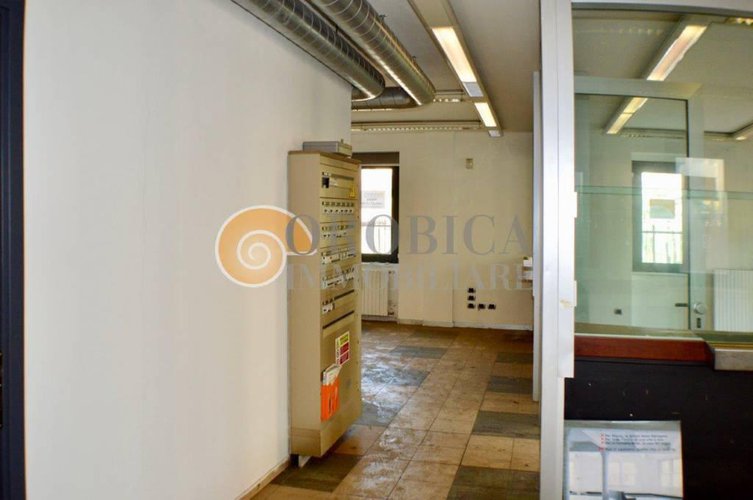 Negozio in vendita a SORISOLE PETOSINO Sorisole