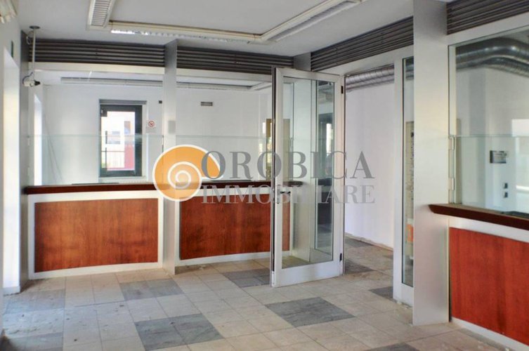 Negozio in vendita a SORISOLE PETOSINO Sorisole