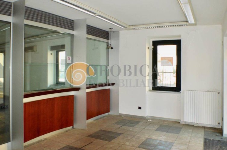 Negozio in vendita a SORISOLE PETOSINO Sorisole