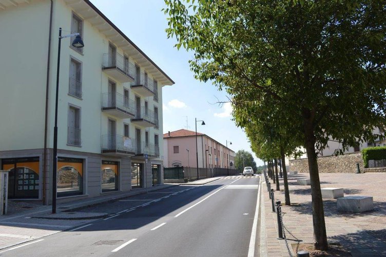 Negozio in centro a Petosino