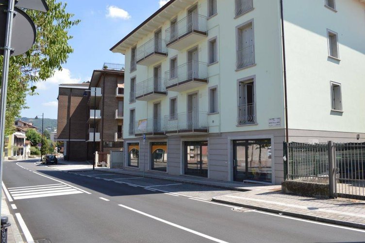 Negozio in centro a Petosino Sorisole