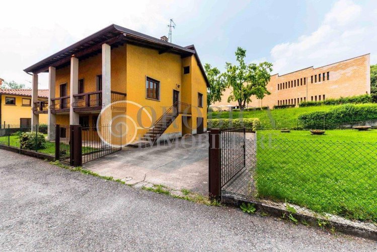 Casa indipendente a Ponteranica