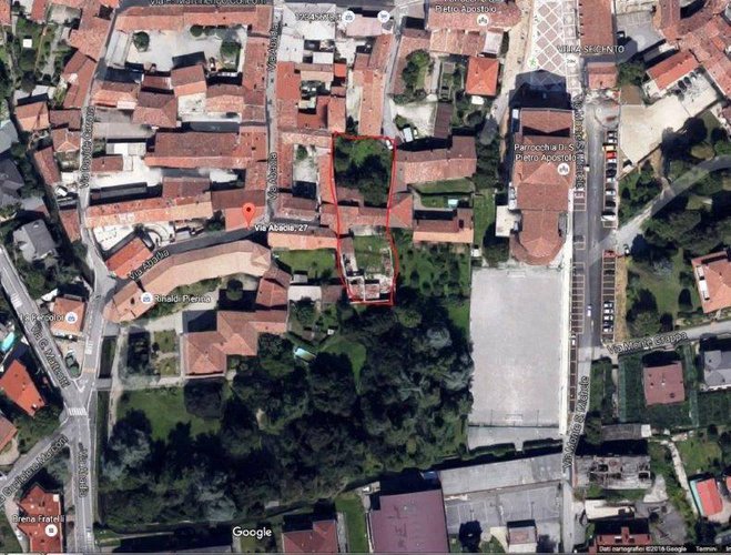 Edificio indipendente a Scanzorosciate Scanzorosciate