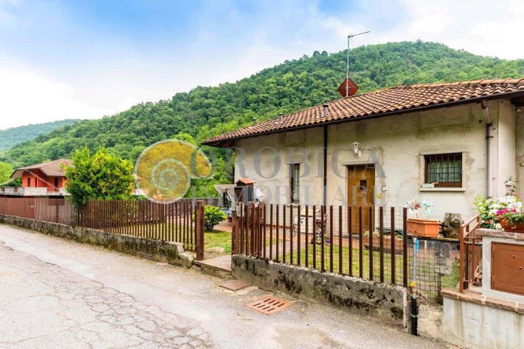 Porzione di villa bifamiliare a Botta di Sedrina Sedrina