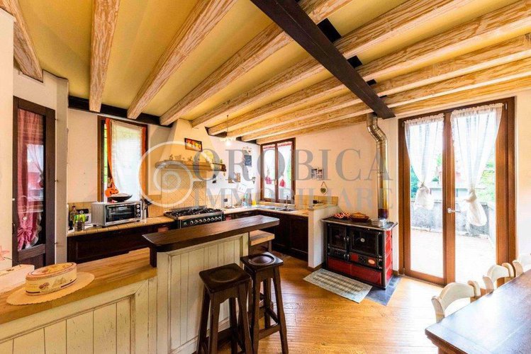 Porzione di villa bifamiliare a Botta di Sedrina Sedrina