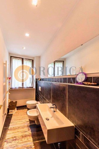 Porzione di villa bifamiliare a Botta di Sedrina Sedrina