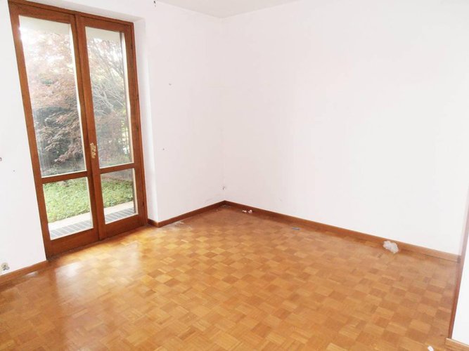 SIGNORILE VILLA SINGOLA CON AMPIO GIARDINO San Paolo d'Argon