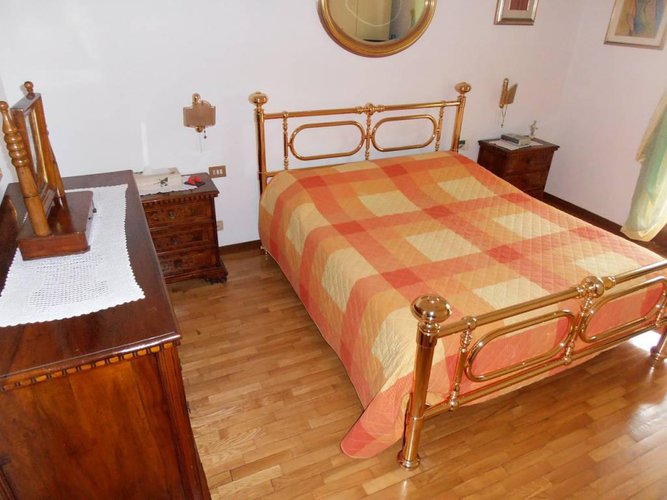 VILLA A SCHIERA INDIPENDENTE Grassobbio