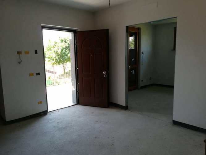 NUOVA COSTRUZIONE STUPENDO APPARTAMENTO CON TERRAZZO Verdello