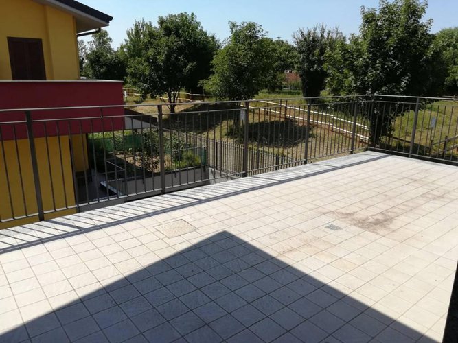 NUOVA COSTRUZIONE STUPENDO APPARTAMENTO CON TERRAZZO Verdello