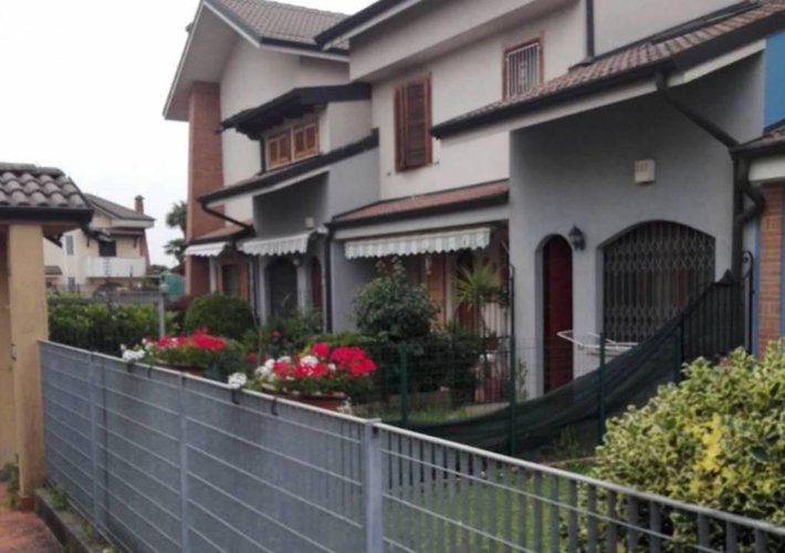 Castel Rozzone Bilocale con sottotetto Castel Rozzone