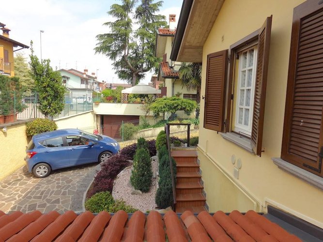 VILLA BIFAMILIARE VERDELLO Verdello