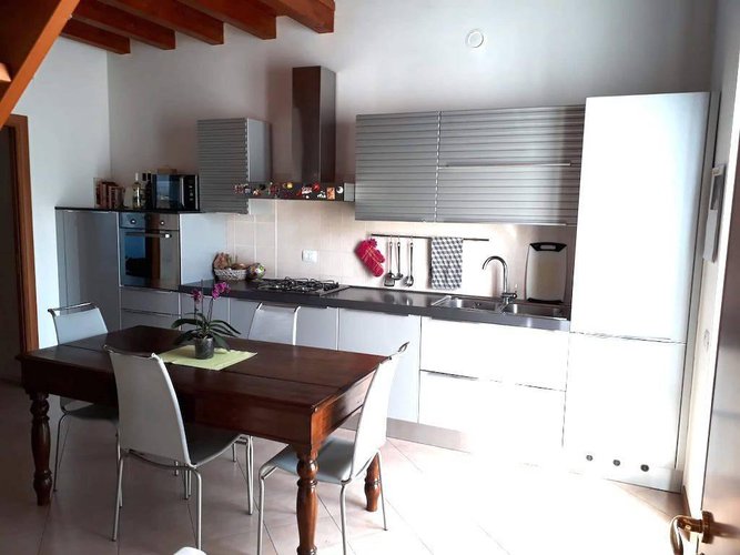 Arcene graziosissimo BILOCALE con SOPPALCO box doppio e cant Arcene